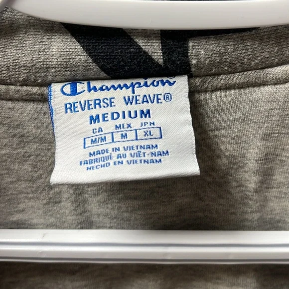 Champion jacket - Picture 2 of 5